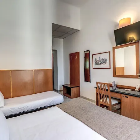 Sonya Hotel Řím